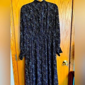 Christopher & Banks Size XL Womens Dress